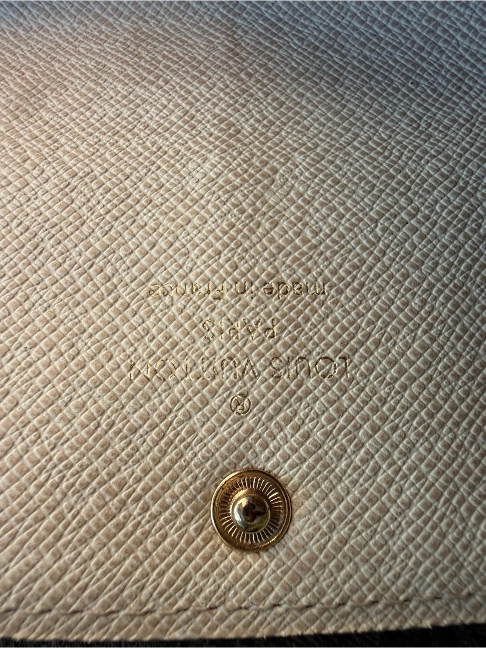 Louis Vuitton Azur Wallet (price is firm)